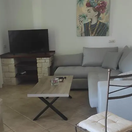 Imerolia House
