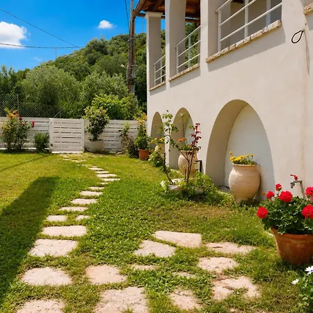 Imerolia House *